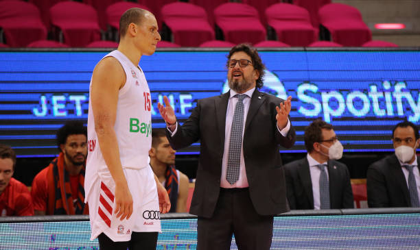 两位选手的 两位选手的